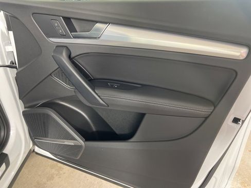 Certified 2023 Audi Q5 2.0T Premium Plus w/ Premium Plus Package image 12