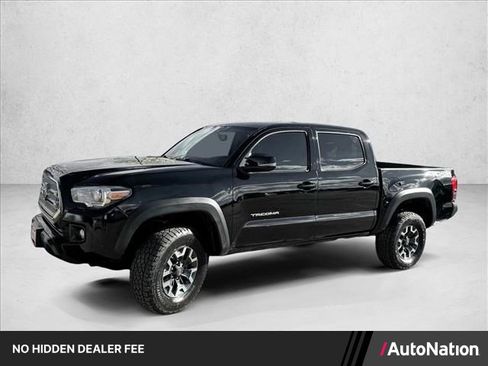 Used 2017 Toyota Tacoma TRD Off-Road w/ Premium & Technology Package AWD/4WD image 1