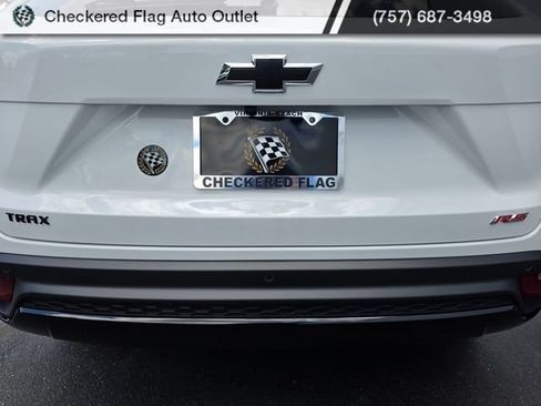 Used 2025 Chevrolet Trax RS w/ Driver Confidence Package FWD image 13