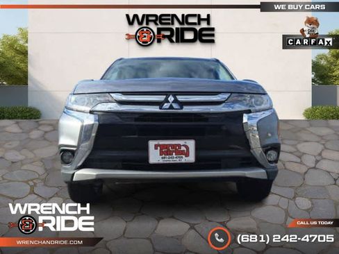 Used 2016 Mitsubishi Outlander SEL image 16