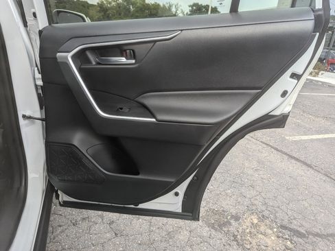 Used 2024 Toyota RAV4 XLE image 40