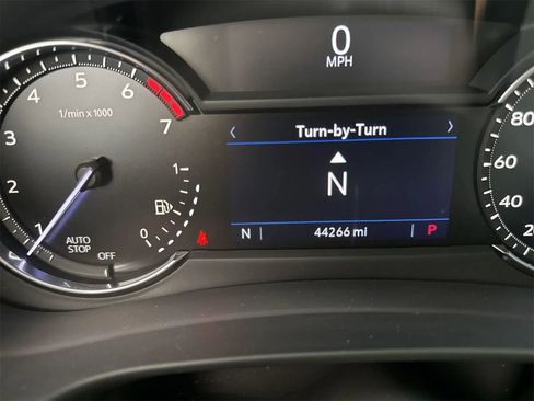 Used 2019 Cadillac XT4 Luxury FWD image 12
