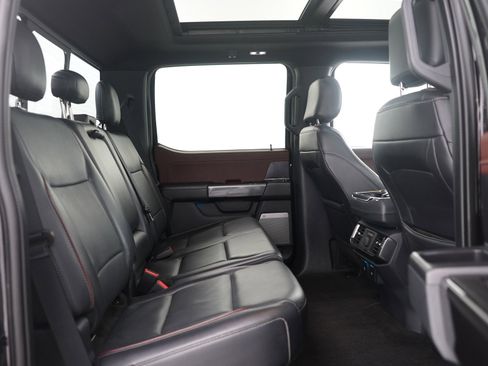 Used 2021 Ford F150 Lariat w/ Equipment Group 502A High image 11