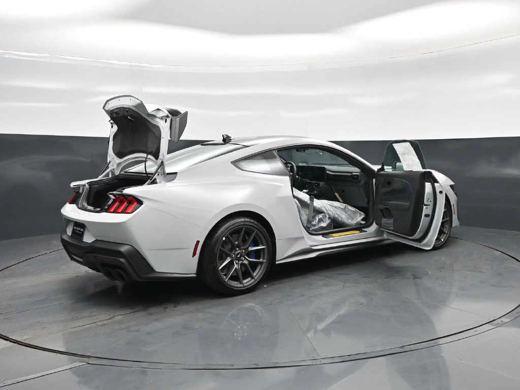 New 2026 Ford Mustang Dark Horse w/ Dark Horse Handlin Package RWD image 5