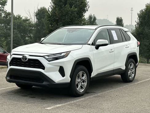 Used 2025 Toyota RAV4 XLE w/ Convenience Package AWD/4WD image 1