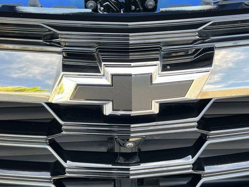 Used 2025 Chevrolet Equinox ACTIV w/ Safety and Technology Package image 31