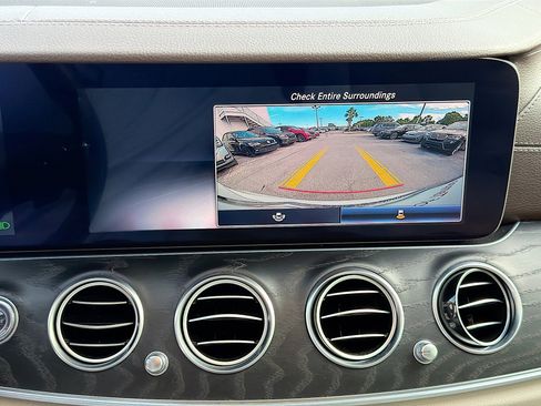 Used 2020 Mercedes-Benz E 350 Sedan image 32