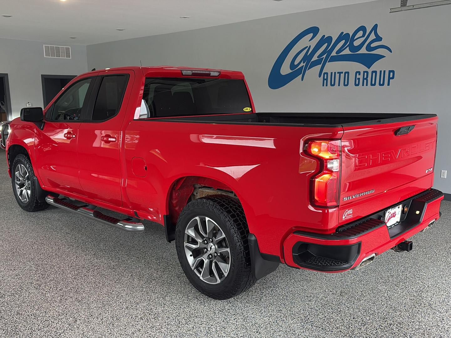 Used 2021 Chevrolet Silverado 1500 RST w/ Z71 Off-Road Package AWD/4WD image 2