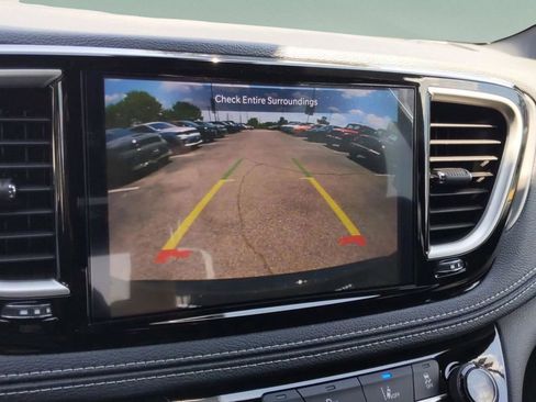 New 2026 Chrysler Pacifica Select image 35