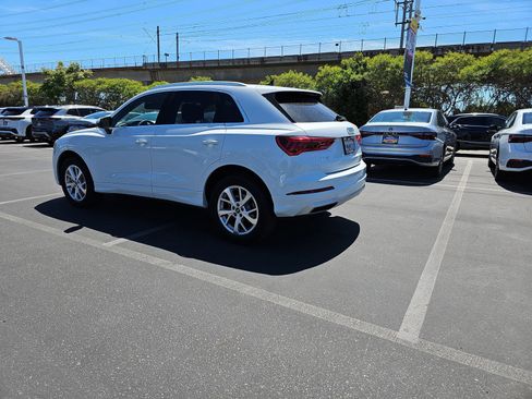 Used 2024 Audi Q3 2.0T Premium w/ Convenience Package AWD/4WD image 7