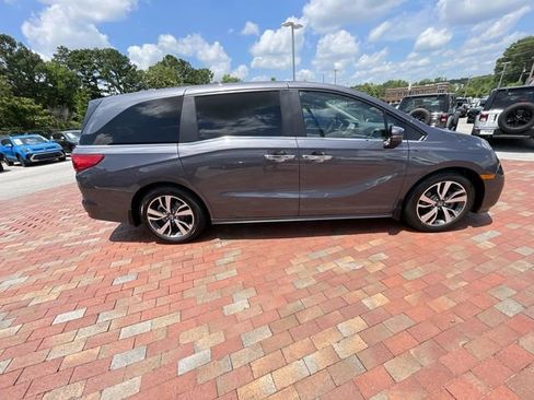 Certified 2022 Honda Odyssey Touring image 36