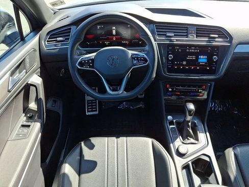 Certified 2024 Volkswagen Tiguan SE R-Line AWD/4WD image 11