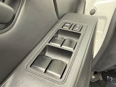 Used 2022 Nissan Frontier S w/ Technology Package image 14