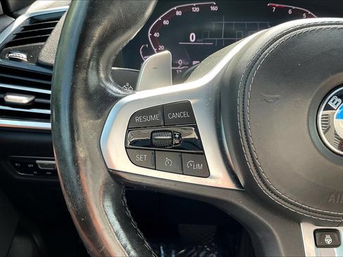 Used 2019 BMW X5 xDrive40i w/ Premium Package 2 AWD/4WD image 11