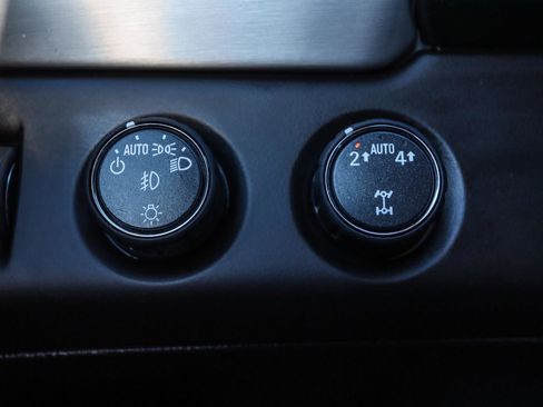 Used 2017 GMC Yukon SLE w/ Convenience Package image 10