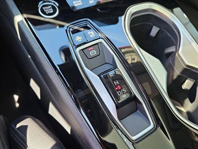 Used 2026 Audi A6 Premium Plus AWD/4WD image 14