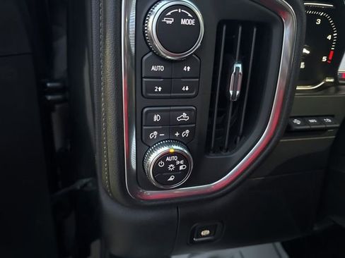 Used 2021 GMC Sierra 3500 Denali w/ Denali Ultimate Package image 42