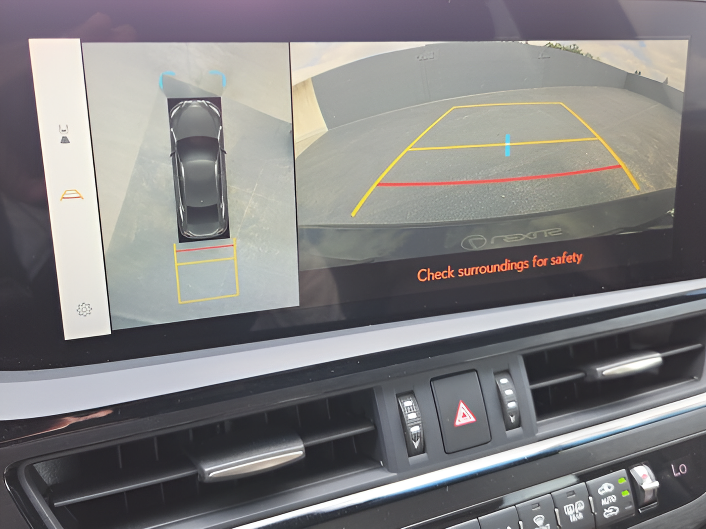 Certified 2023 Lexus ES 300h Ultra Luxury w/ Accessory Package (Z2) FWD image 19