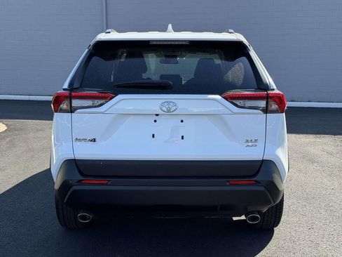Used 2024 Toyota RAV4 XLE AWD/4WD image 22