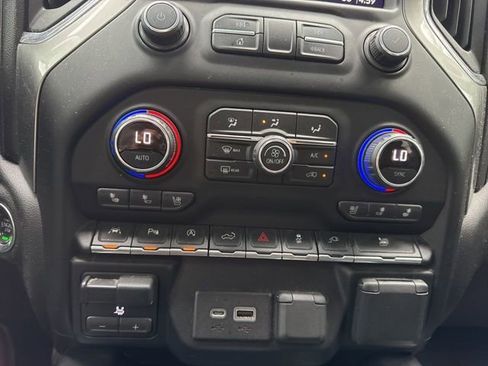 Used 2019 Chevrolet Silverado 1500 LTZ w/ LTZ Texas Edition image 47