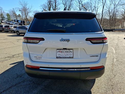 Certified 2023 Jeep Grand Cherokee L Limited image 6