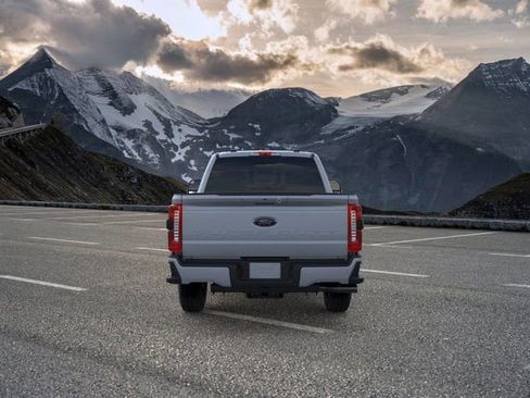 New 2026 Ford F250 Lariat w/ Black Appearance Package image 5