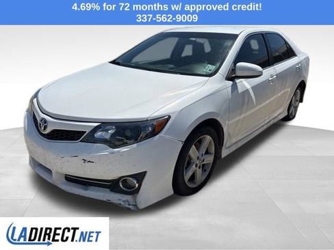 Used 2012 Toyota Camry SE image 1