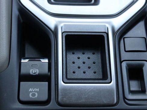 Used 2022 Subaru Forester AWD/4WD image 29