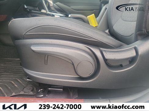 New 2026 Kia Seltos S FWD image 24