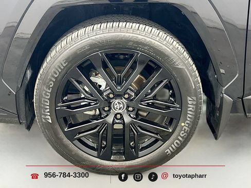 Used 2026 Toyota RAV4 XSE w/ Weather Package AWD/4WD image 31