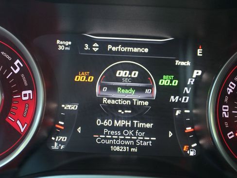 Used 2015 Dodge Challenger SRT w/ Technology Group image 30