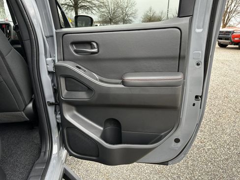 New 2026 Nissan Frontier Pro-X w/ Pro-X Convenience Package RWD image 16