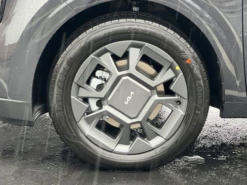 New 2026 Kia Carnival EX image 35