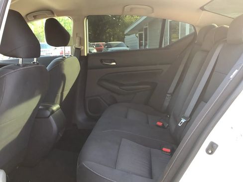 Used 2022 Nissan Altima 2.5 S image 18