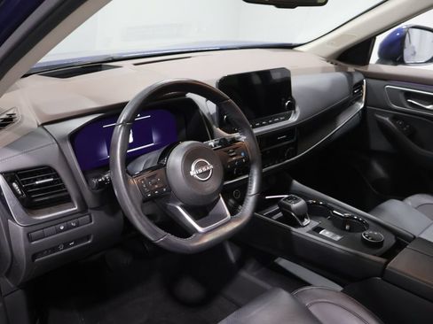 Used 2023 Nissan Rogue Platinum w/ Platinum Premium Package AWD/4WD image 16