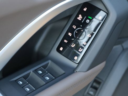 Used 2025 Audi Q5 Premium Plus image 27