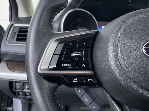 Used 2018 Subaru Outback 2.5i Limited AWD/4WD image 27