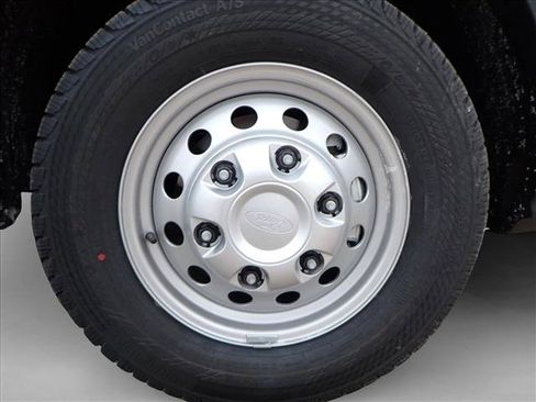 New 2026 Ford Transit 250 148 Medium Roof Extended AWD image 7