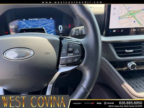 Used 2025 Ford Explorer Platinum w/ LUX Leather Package AWD/4WD image 28