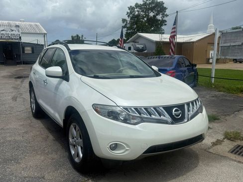 Used 2010 Nissan Murano SL w/ Accessory Value Pkg FWD image 2