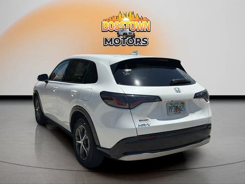 Used 2023 Honda HR-V EX-L image 5