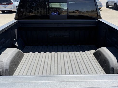 Used 2026 GMC Sierra 1500 Denali w/ Technology Package AWD/4WD image 5