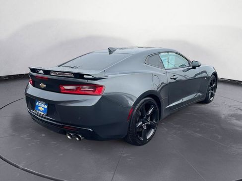 Used 2017 Chevrolet Camaro SS image 4