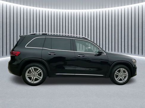 Used 2023 Mercedes-Benz GLB 250 4MATIC image 5
