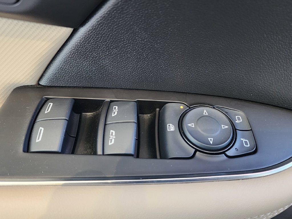Used 2024 Buick Envision Preferred AWD/4WD image 15