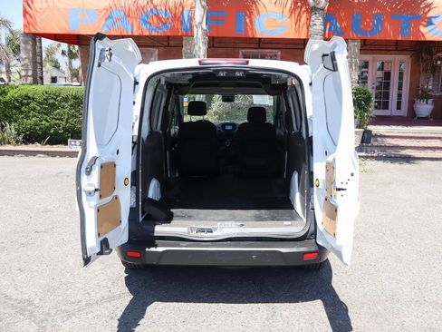 Used 2019 Ford Transit Connect XL image 8
