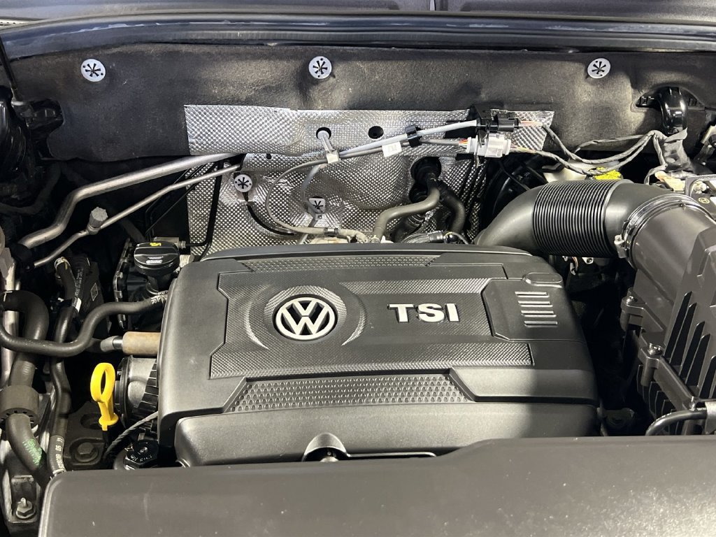 Used 2021 Volkswagen Atlas Cross Sport SEL AWD/4WD image 29