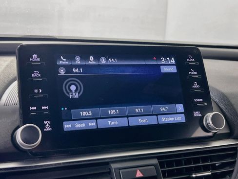 Used 2022 Honda Accord Sport image 14
