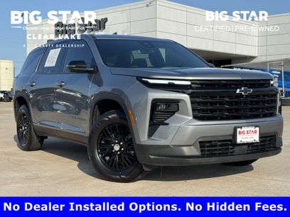 Used 2024 Chevrolet Traverse LS w/ Midnight/Sport Edition