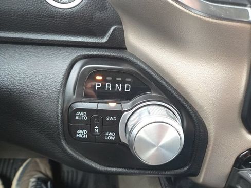 Used 2022 RAM 1500 Laramie AWD/4WD image 14